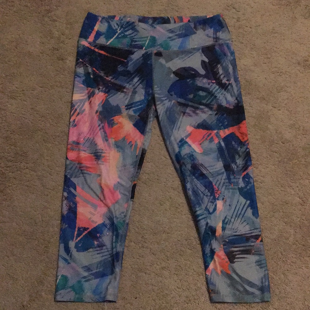 Fabletics Capri leggings
